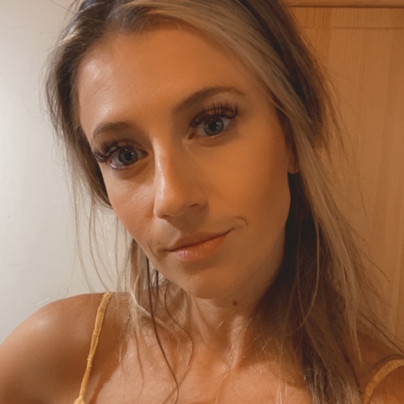 Meet your Posher, Briley - Picture 1 of 1